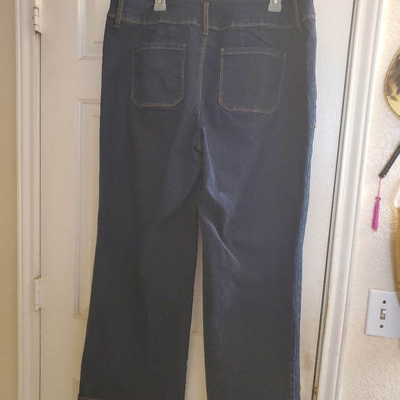 Wide leg jeans - Picture 2 of 3